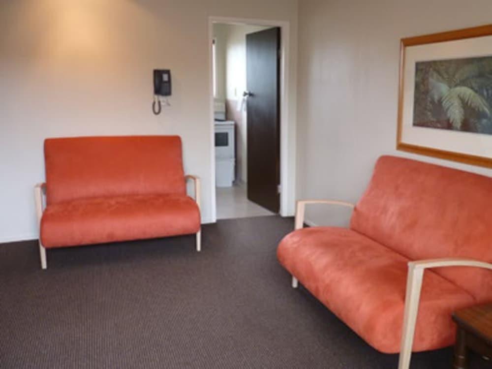 The Ashley Hotel Greymouth Exterior photo